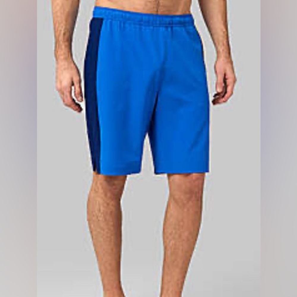 NEW - 32 Degrees Men's Hybrid Gym to
Swim Shorts. Strong Blue. Medium.